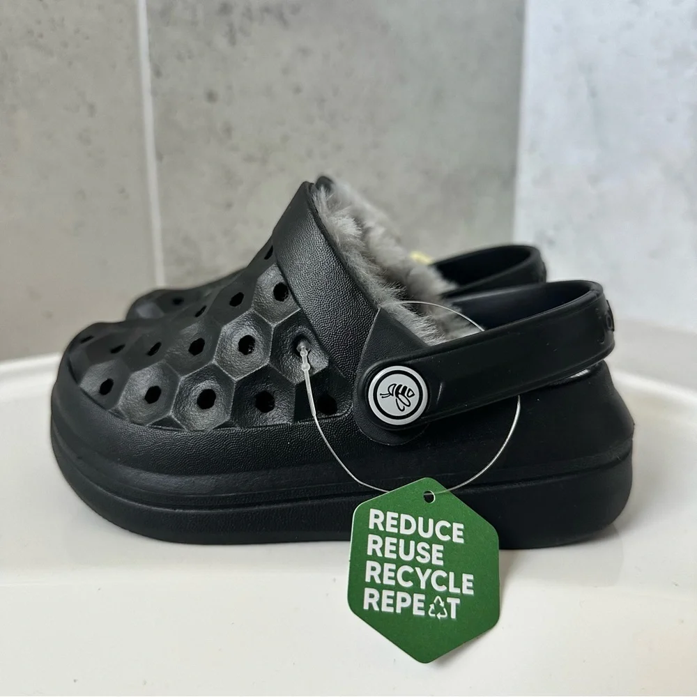 Joybees Varsity Lined Clogs Size 7 Toddler